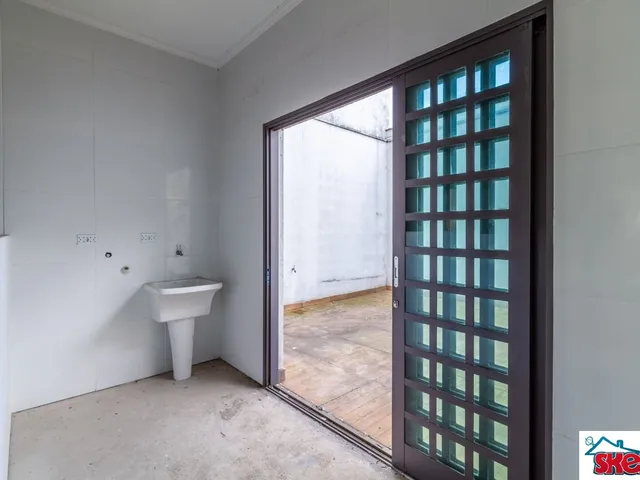 Imagem 4: Imperdível Casa à Venda em Santo André-SP, Parque João Ramalho: 3 Quartos, 3 Suítes