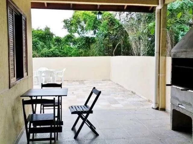 Imagem 2: Casa para alugar com piscina próxima à praia em Guaratuba ( Locação Diária