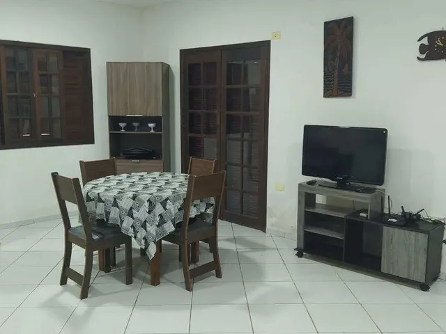 Imagem 13: Casa para alugar com piscina próxima à praia em Guaratuba ( Locação Diária