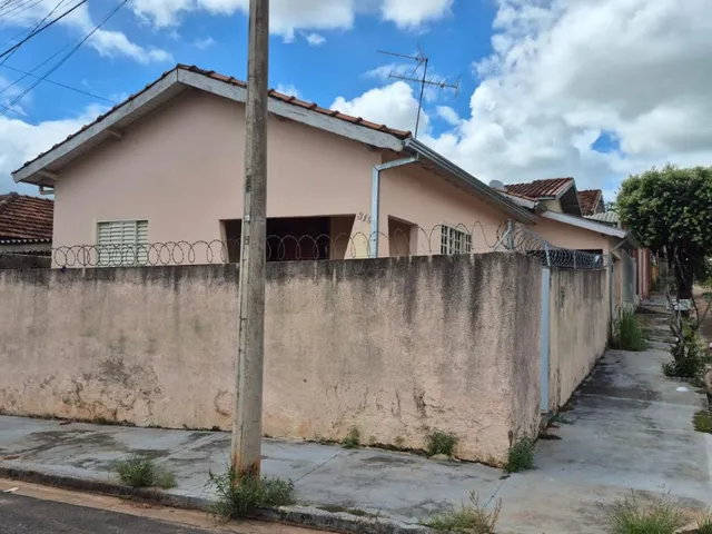 Imagem: Casa a Venda no Centro de Getulina Sp