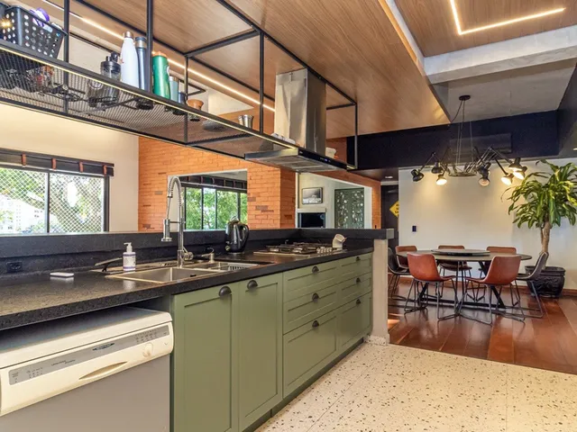 Imagem 16: Apartamento À Venda em Porto Alegre, Moinhos de Vento, com 3 Quartos, 259,18M²