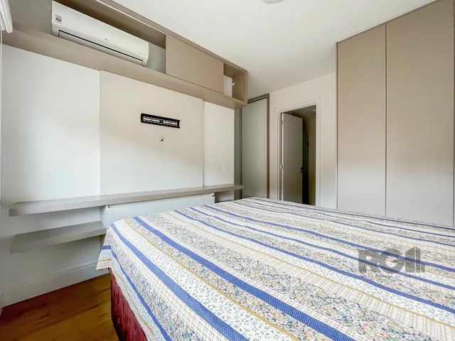 Imagem 14: Apartamento à venda em Porto Alegre, Menino Deus, com 2 quartos, 70m²
