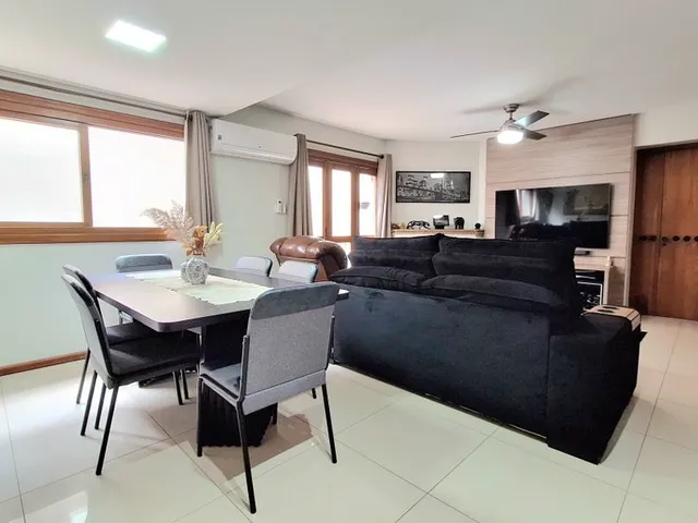 Imagem 2: Apartamento À Venda em Porto Alegre, Rio Branco, com 3 Quartos, 103M²
