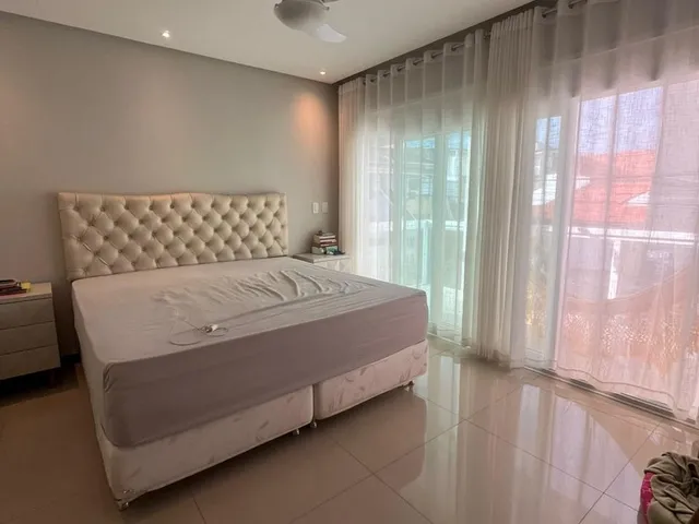 Imagem 2: Casa À Venda no Centro de Lauro de Freitas-Ba: Versatilidade e Conforto em Destaque!
