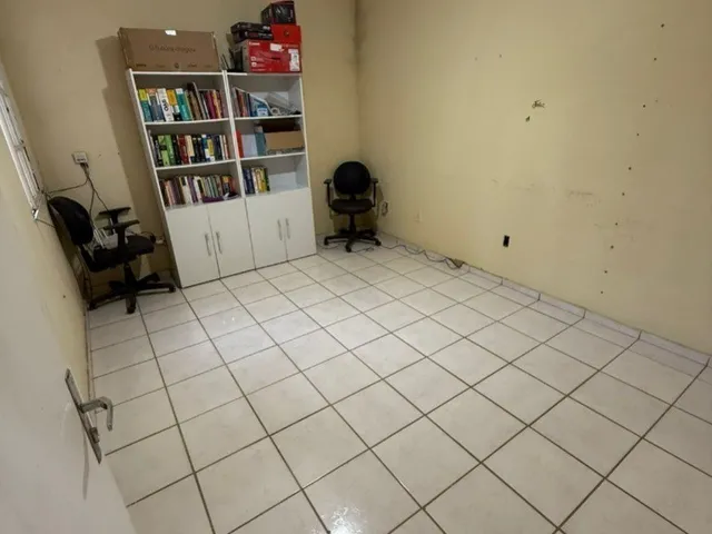 Imagem 3: Casa para Locação Anual no Portal Guarapari-Es: 3 Quartos, Sala Ampla, Cozinha Com
