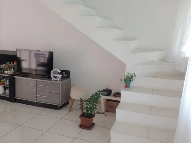 Imagem 14: Vendo casa de condomínio com 2/4 em Abrantes