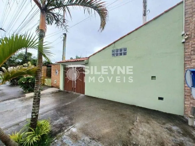 Imagem: A casa possui 3 Dormitórios, 2 Suítes, 4 Banheiros, 4