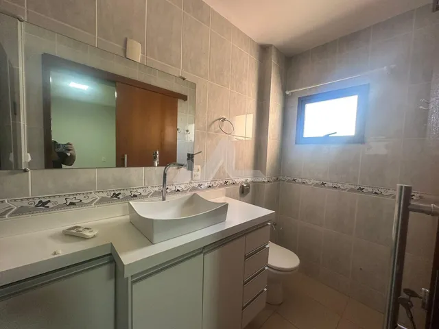 Imagem 10: Apartamento para Locação com 03 Quartos e Cozinha Planejada, Centro, Toledo - Pr