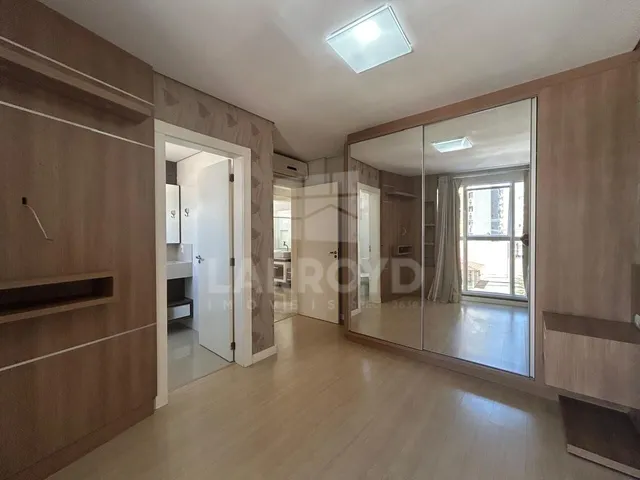Imagem 2: Apartamento com 4 dormitórios