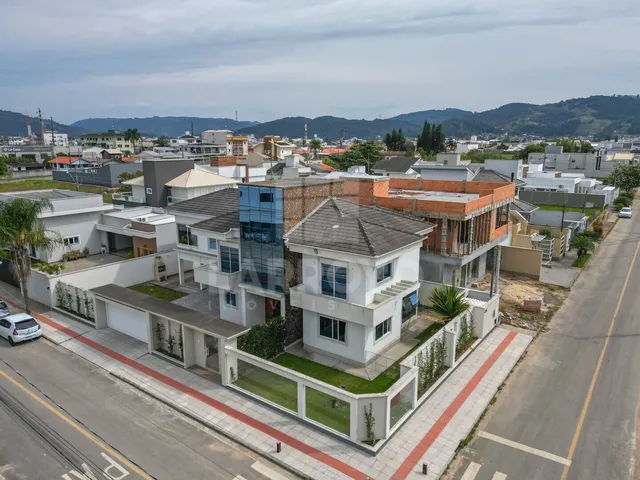 Imagem 15: Casa com 4 dormitórios