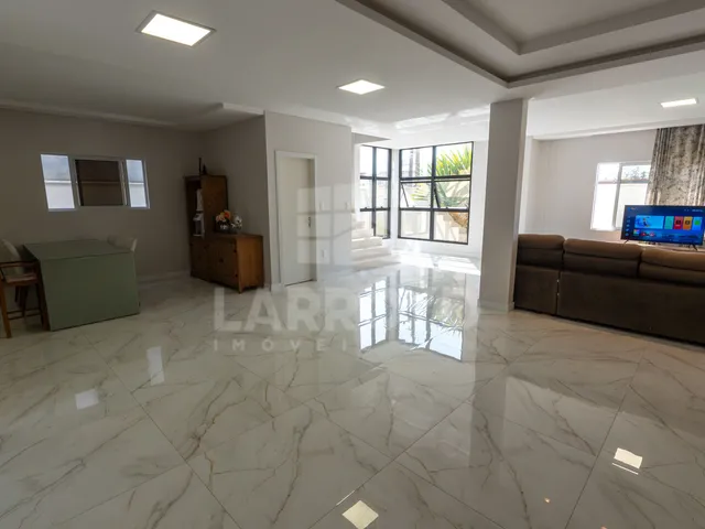 Imagem 10: Casa com 4 dormitórios