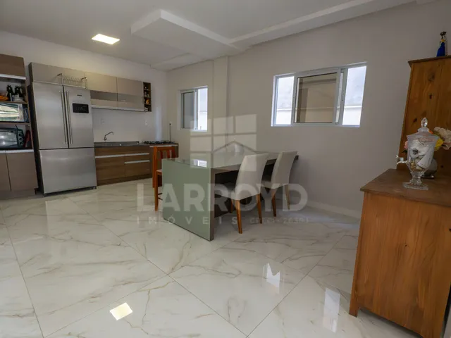 Imagem 14: Casa com 4 dormitórios