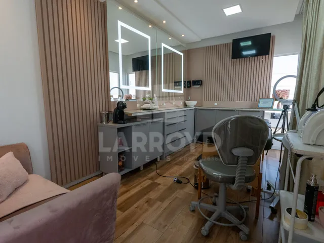 Imagem 2: Casa com 4 dormitórios