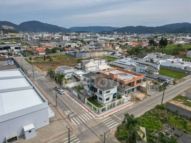 Imagem 8: Casa com 4 dormitórios