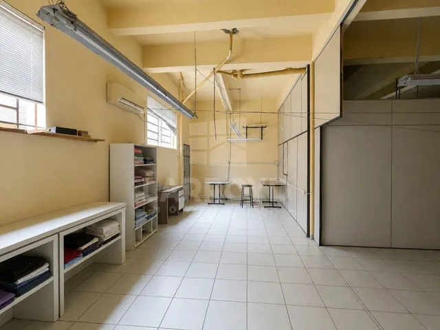 Imagem 2: Sala comercial com 2 vagas na garagem