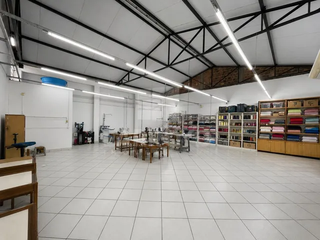 Imagem 8: Sala comercial com 2 vagas na garagem