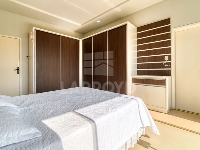 Imagem 2: Casa com 5 dormitórios