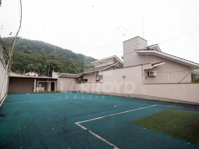 Imagem 4: Casa com 4 dormitórios