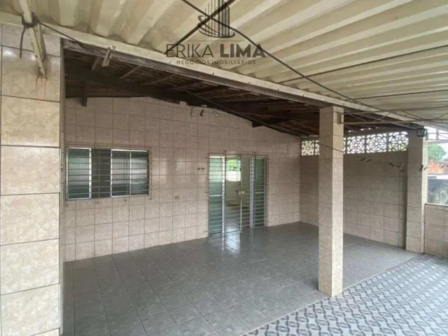 Imagem: Casa para venda, com 8 quartos, 360m²