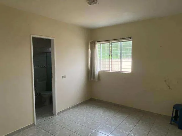 Imagem 11: Casa para venda, com 8 quartos, 360m²