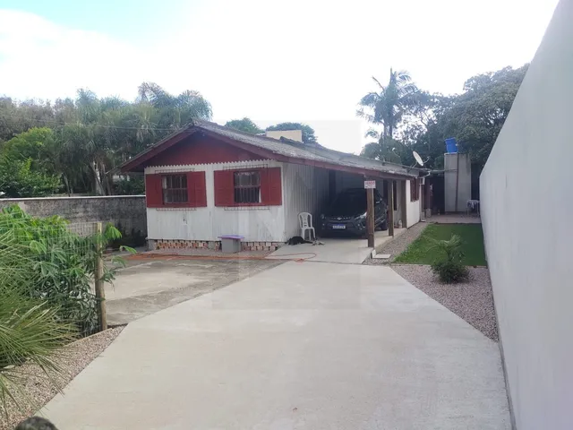 Imagem: Casa a Venda Próximo Ao Mar, no Bairro