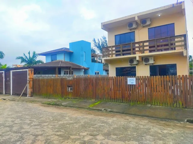Imagem: Casa À Venda no Bairro Barra de Ibiraquera