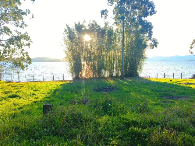 Imagem: Oportunidade Única - Laguna Terreno com