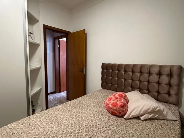 Imagem 8: Vendo Belo Apartamento 3 Quartos (2 Suítes) em Ondina, Predio de Escada
