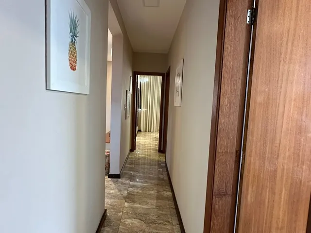 Imagem 10: Vendo Belo Apartamento 3 Quartos (2 Suítes) em Ondina, Predio de Escada