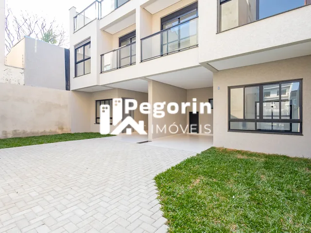 Imagem 2: Sobrado À Venda em Curitiba, Jardim das Américas, com 3 Quartos, 140,00M²