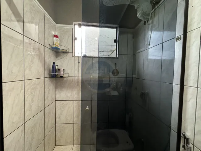 Imagem 5: Casa à venda, com 4 dormitórios, sendo 1 suíte e 2 banheiros