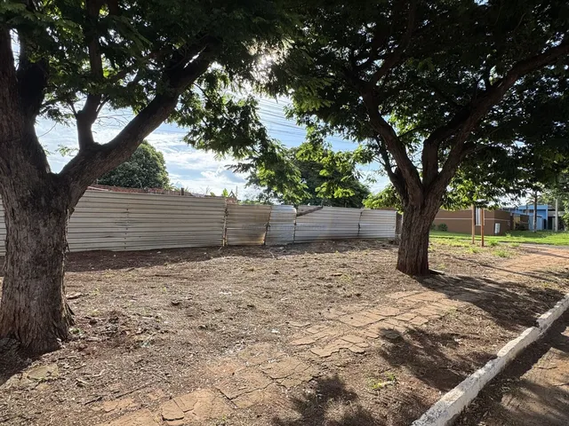 Imagem: O terreno possui 387m² de Área e está localizado em