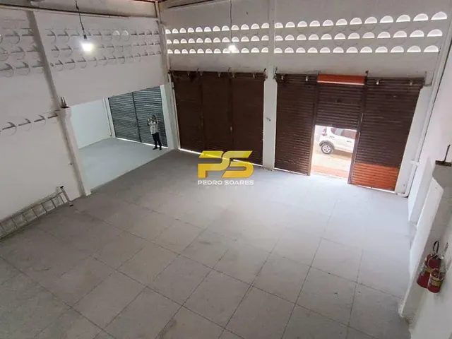 Imagem 3: GALPÃO COM 350m² NA 230 PARA LOCAÇÃO