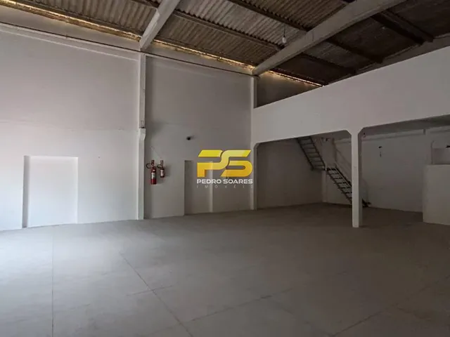 Imagem 2: GALPÃO COM 350m² NA 230 PARA LOCAÇÃO