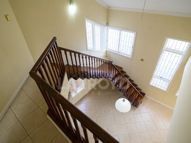 Imagem 2: Casa com 4 dormitórios