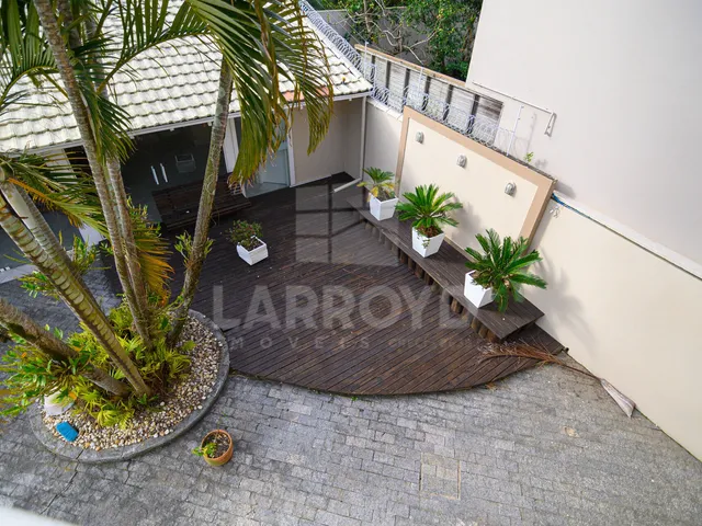 Imagem 3: Casa com 4 dormitórios