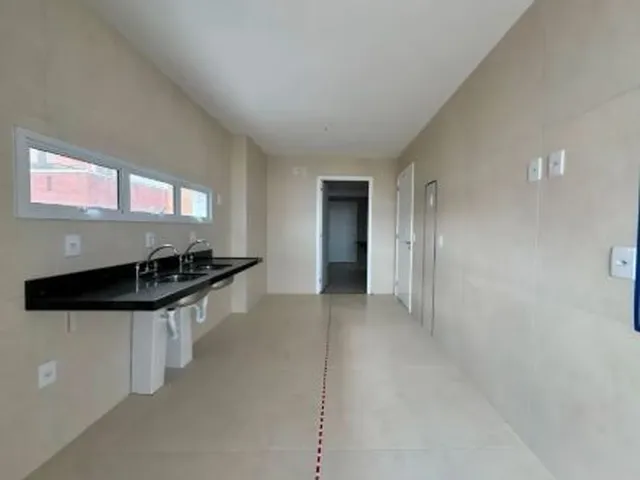 Imagem 8: Estrelario, 202m2, 3 suites, 4vgs, novo, lazer completo no Meireles