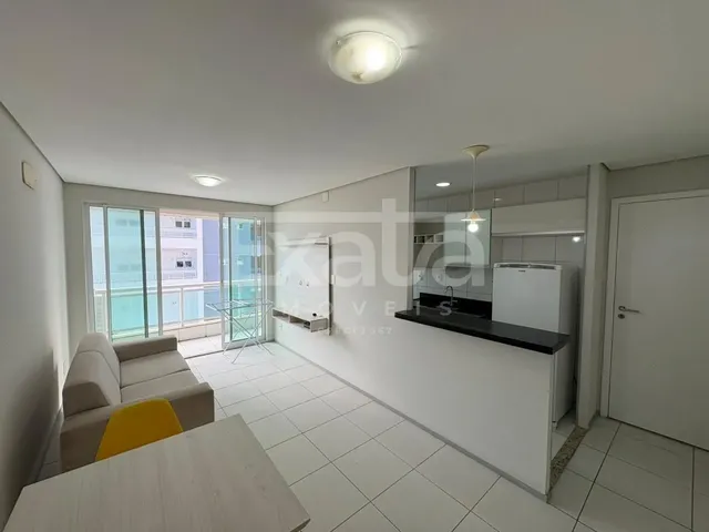 Imagem: O apartamento possui 1 Dormitório, 1 Banheiro, 1 Vaga na