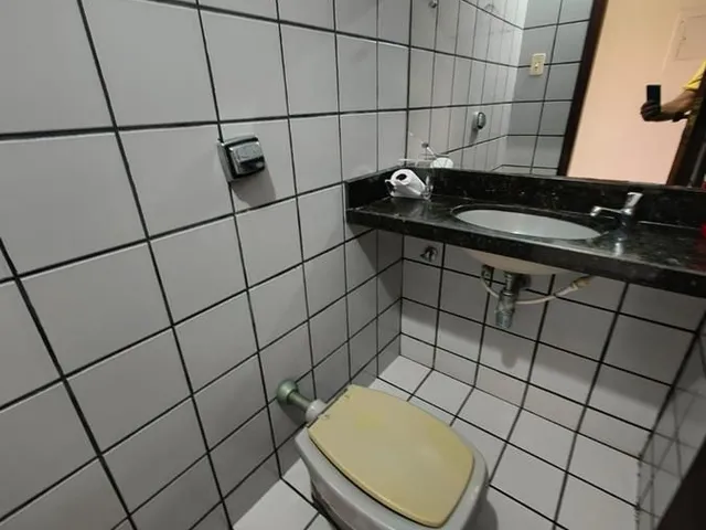 Imagem 10: Casa à Venda bairro Eng. Luciano Cavalcante c/ 4 Suítes com acesso por duas ruas