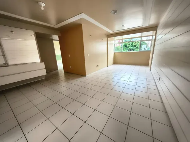 Imagem: Apartamento à Venda na Varjota com 2 e