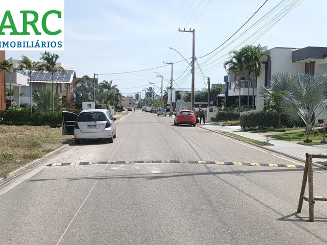 Imagem 8: Características do Condomínio. Área de Lazer Completa com Piscinas, Churrasqueira