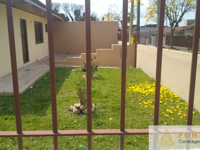 Imagem 6: Linda Residência no Bairro Boqueirão Contendo 4 Dormitórios Sendo 1 Suíte, Sala