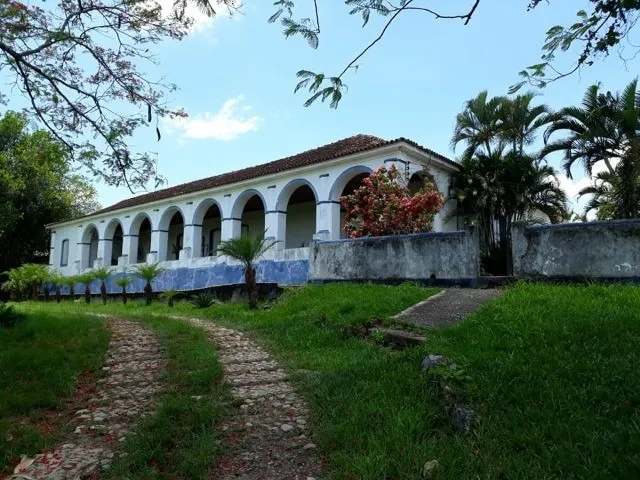 Imagem 6: 10 Dormitórios na Estrada Ademar Ferreira Torres