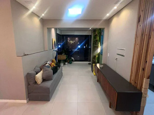 Imagem: O apartamento possui 2 Dormitórios, 1 Banheiro, 1 Vaga na