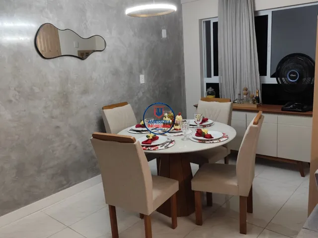 Imagem 4: Venda de casa triplex com 3 suítes e piso em porcelanato, localizado no Parque das