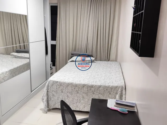 Imagem 8: Venda de casa triplex com 3 suítes e piso em porcelanato, localizado no Parque das
