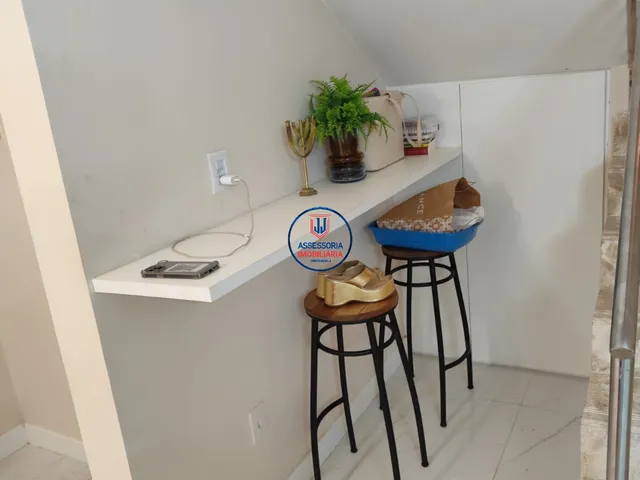 Imagem 9: Venda de casa triplex com 3 suítes e piso em porcelanato, localizado no Parque das