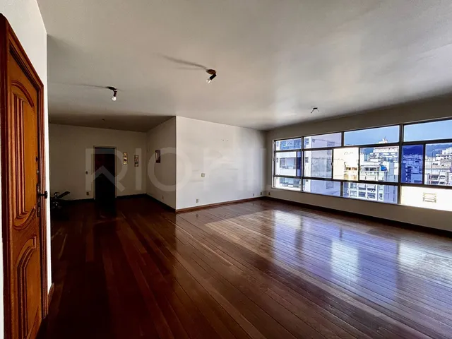 Imagem: Apartamento de 4 Quartos À Venda no Costa