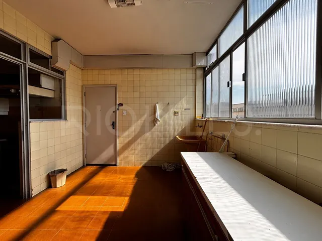Imagem 5: Apartamento de 4 Quartos À Venda no Costa Azul, com 225M², em Icaraí, Niterói/Rj