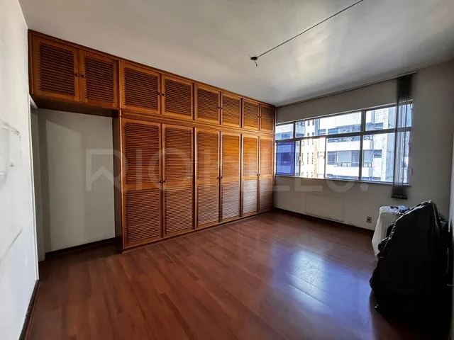 Imagem 12: Apartamento de 4 Quartos À Venda no Costa Azul, com 225M², em Icaraí, Niterói/Rj